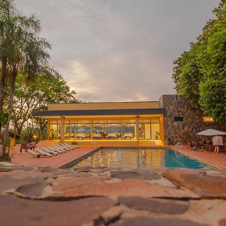 Pirayu Hotel & Resort Puerto Iguazu Exterior photo