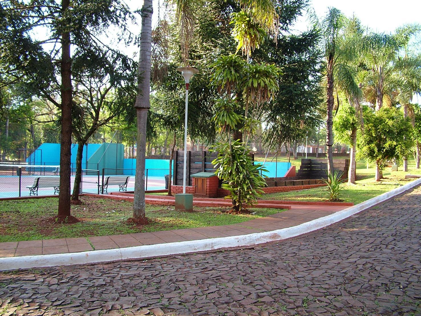Pirayu Hotel & Resort Puerto Iguazu Exterior photo