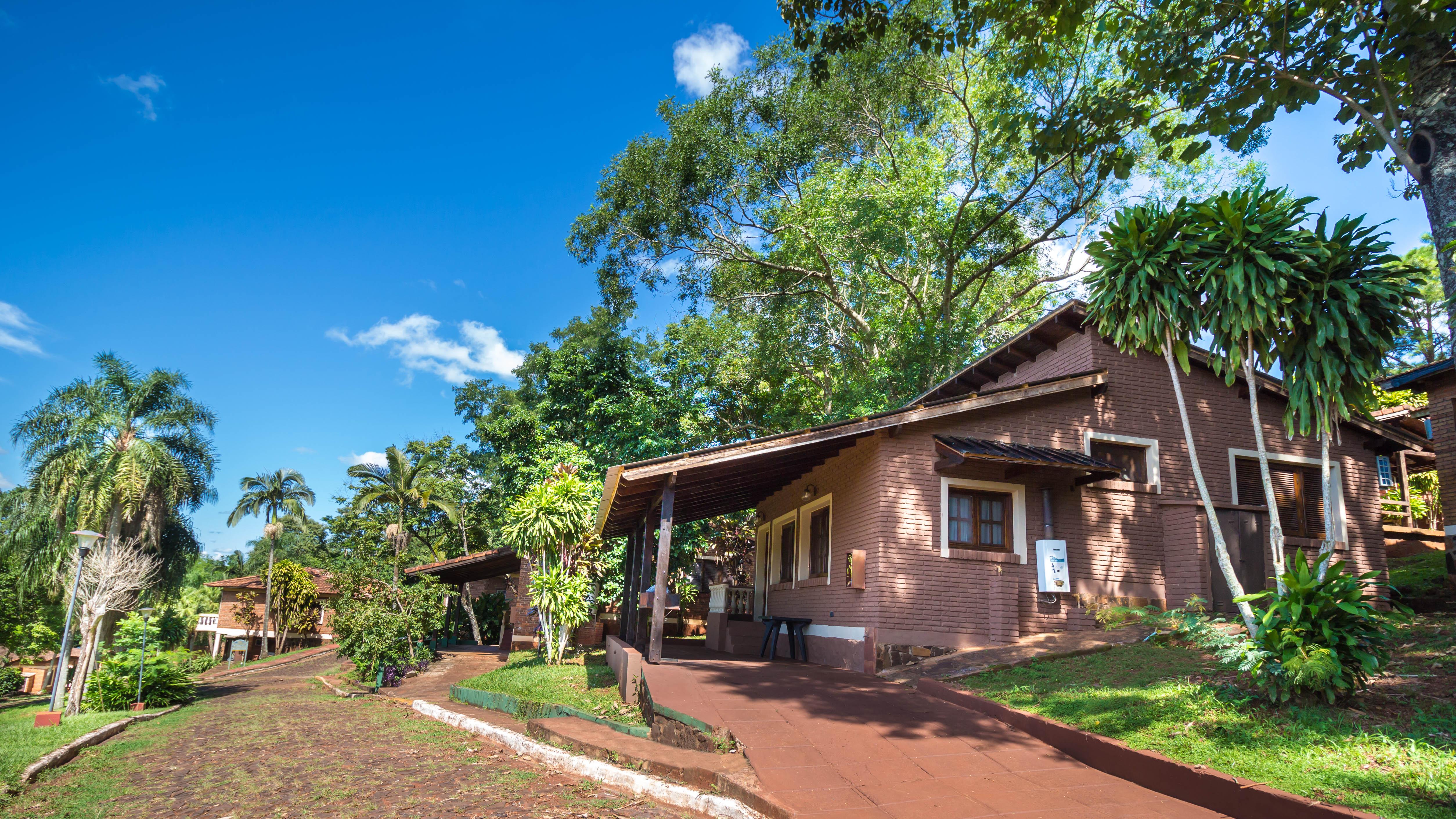 Pirayu Hotel & Resort Puerto Iguazu Exterior photo