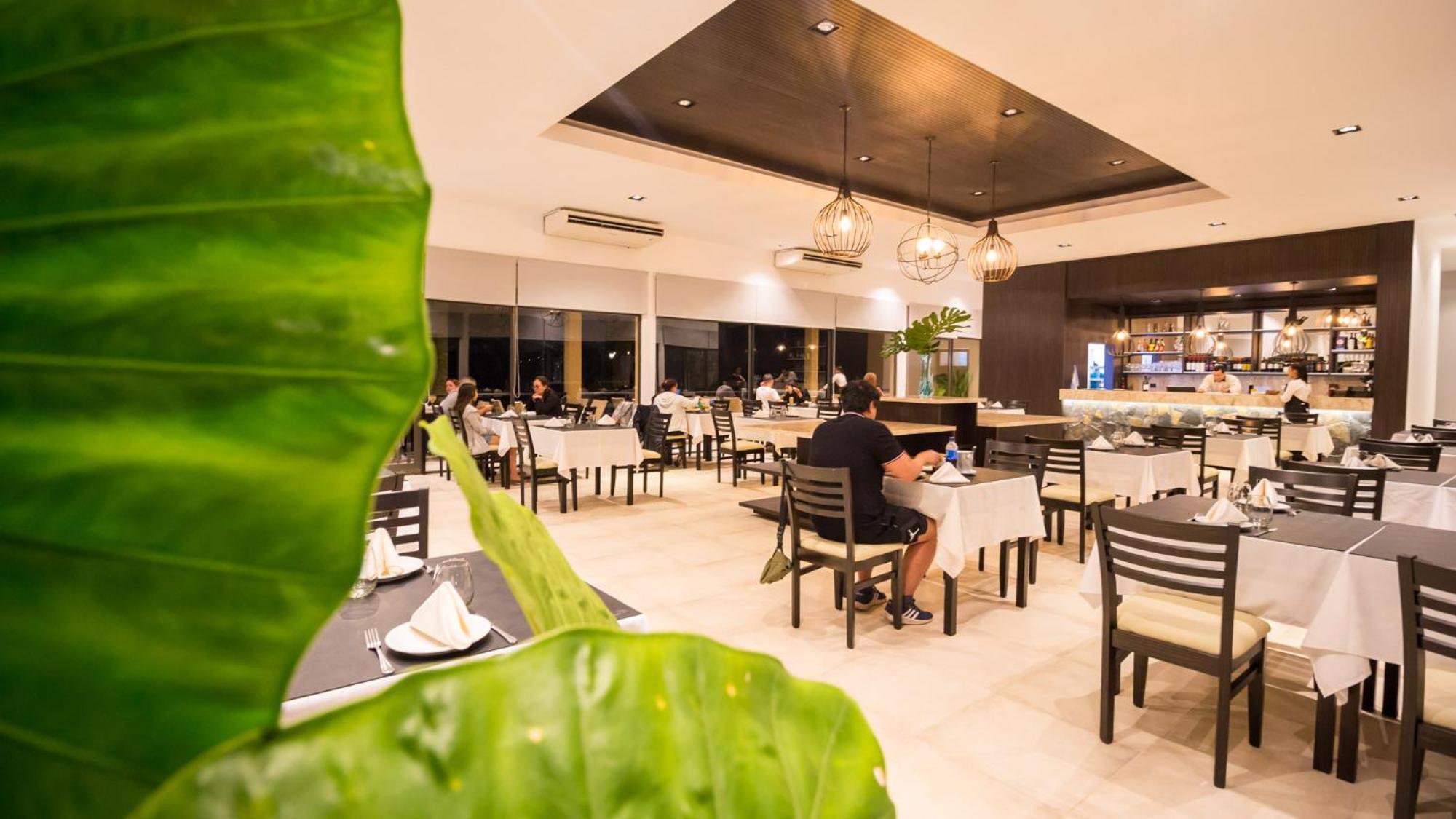 Pirayu Hotel & Resort Puerto Iguazu Exterior photo