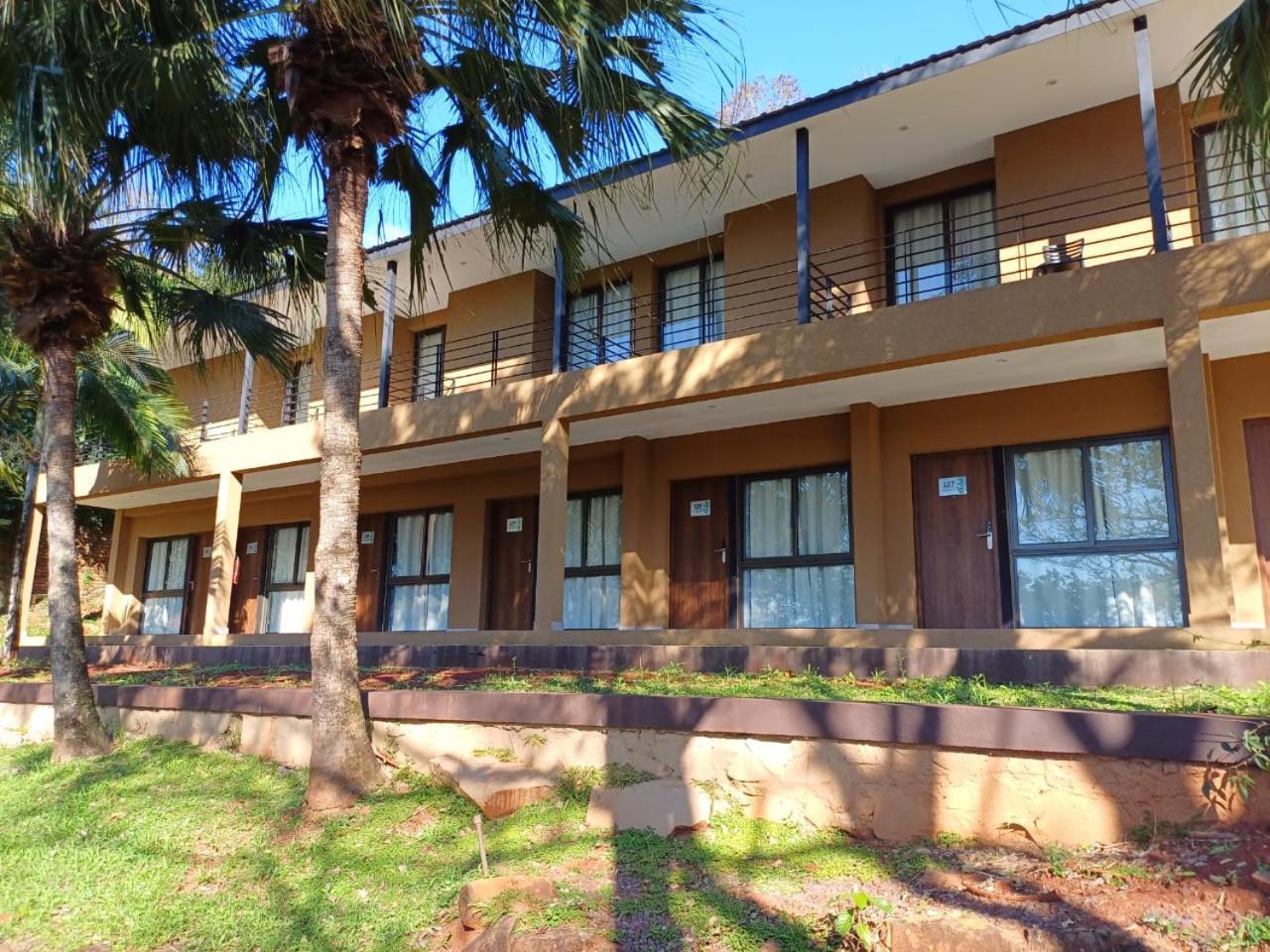 Pirayu Hotel & Resort Puerto Iguazu Exterior photo